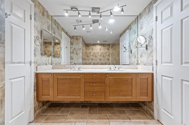 1819 SE 17th St 603, Fort Lauderdale, FL 33316