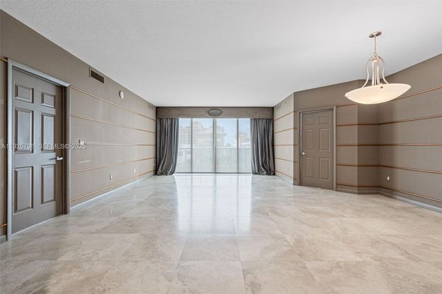 1819 SE 17th St 603, Fort Lauderdale, FL 33316