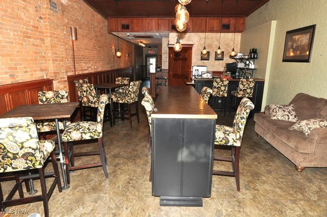 205 N Tuscarawas Avenue, Dover, OH 44622