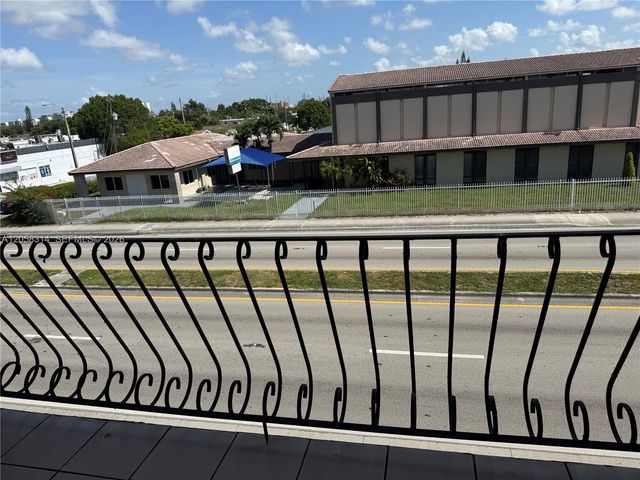 10 SW 45th Avenue 33, Miami, FL 33134
