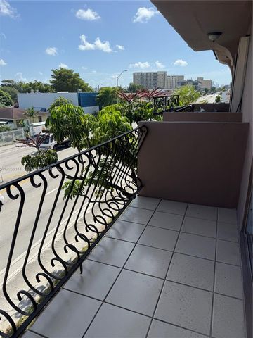 10 SW 45th Avenue 33, Miami, FL 33134