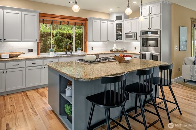 14738 Bear Creek Road NE, Woodinville, WA 98077