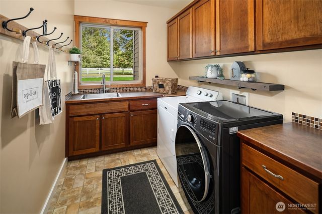 14738 Bear Creek Road NE, Woodinville, WA 98077
