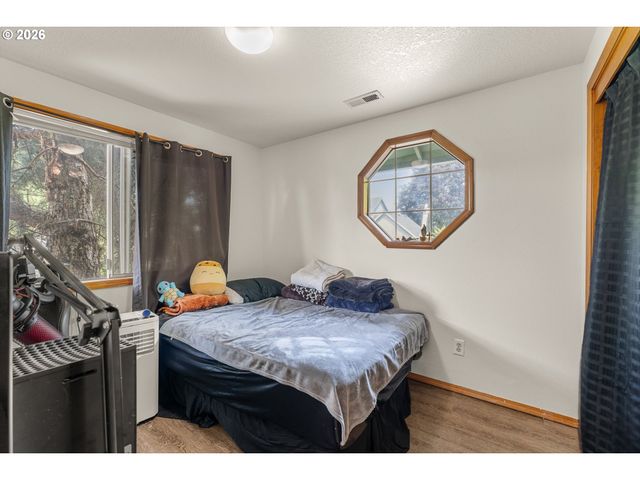 14718 Se 131ST Dr, Clackamas, OR 97015