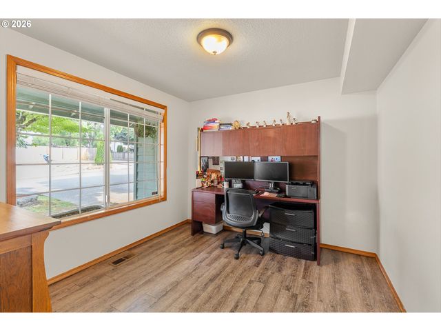 14718 Se 131ST Dr, Clackamas, OR 97015