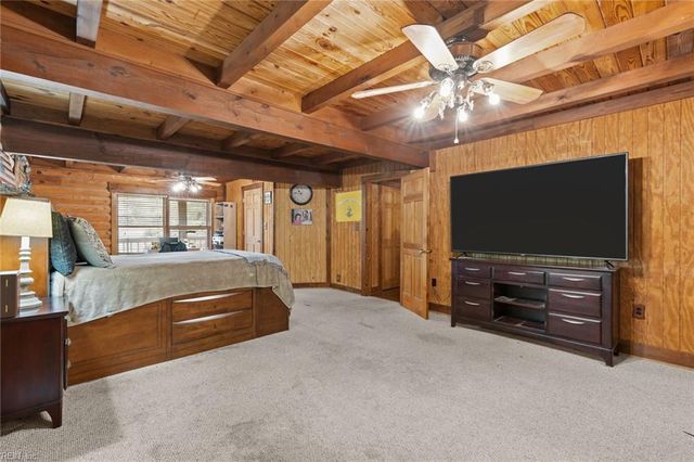 11202 Cabins End LN, Gloucester, VA 23061