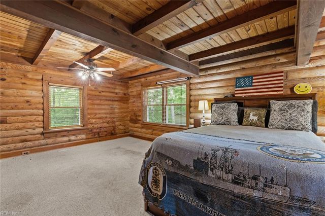 11202 Cabins End LN, Gloucester, VA 23061