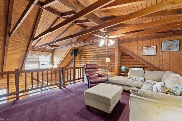 11202 Cabins End LN, Gloucester, VA 23061