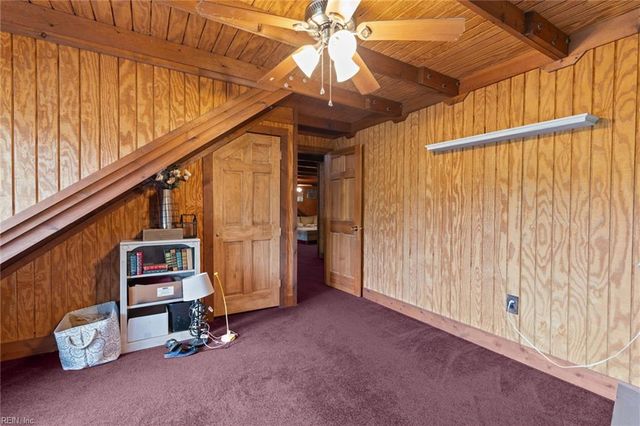 11202 Cabins End LN, Gloucester, VA 23061