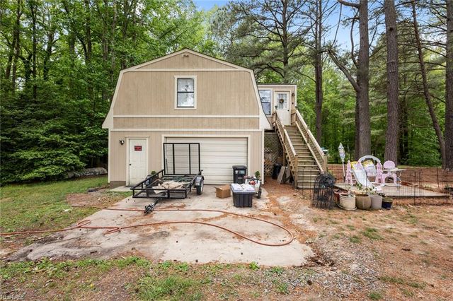 11202 Cabins End LN, Gloucester, VA 23061
