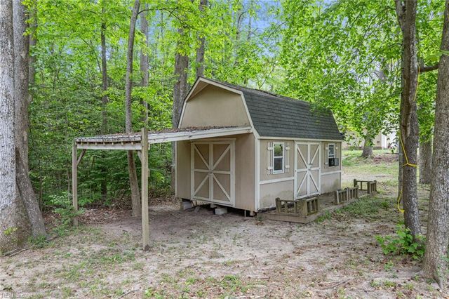 11202 Cabins End LN, Gloucester, VA 23061