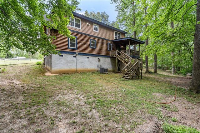 11202 Cabins End LN, Gloucester, VA 23061