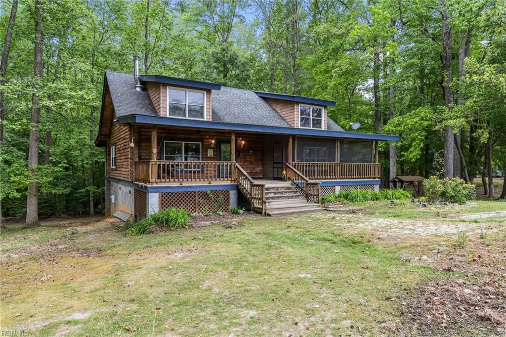 11202 Cabins End LN, Gloucester, VA 23061