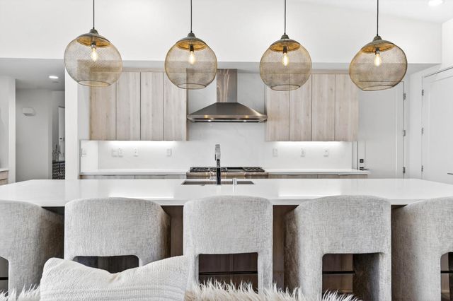 795 Obsidian Loop W, Palm Springs, CA 92264