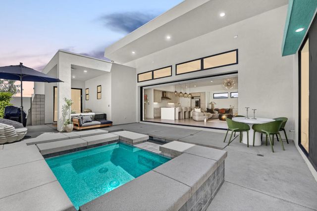795 Obsidian Loop W, Palm Springs, CA 92264