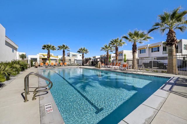 795 Obsidian Loop W, Palm Springs, CA 92264