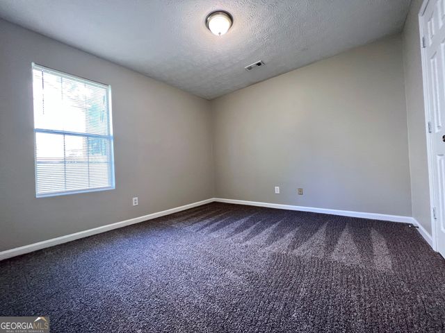 12 Oak Street, Newnan, GA 30263
