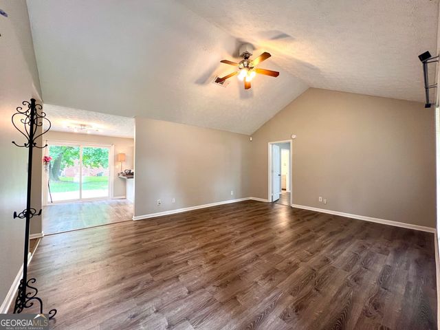 12 Oak Street, Newnan, GA 30263