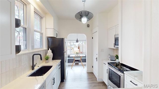 229 Commercial Street, Edwardsville, IL 62025