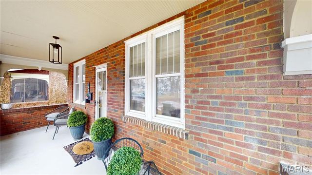 229 Commercial Street, Edwardsville, IL 62025