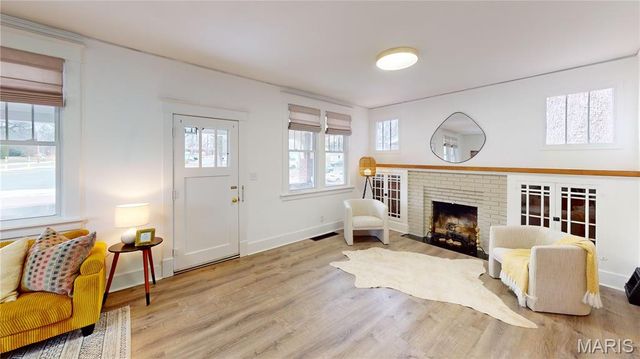 229 Commercial Street, Edwardsville, IL 62025