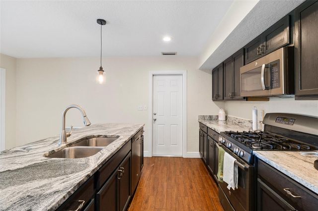 7001 18TH STREET N, St Petersburg, FL 33702