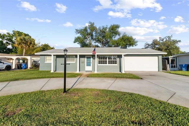 7001 18TH STREET N, St Petersburg, FL 33702