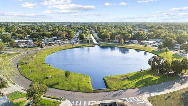 7001 18TH STREET N, St Petersburg, FL 33702