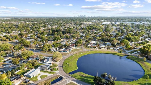 7001 18TH STREET N, St Petersburg, FL 33702