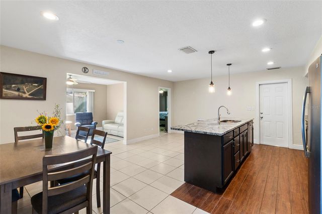 7001 18TH STREET N, St Petersburg, FL 33702