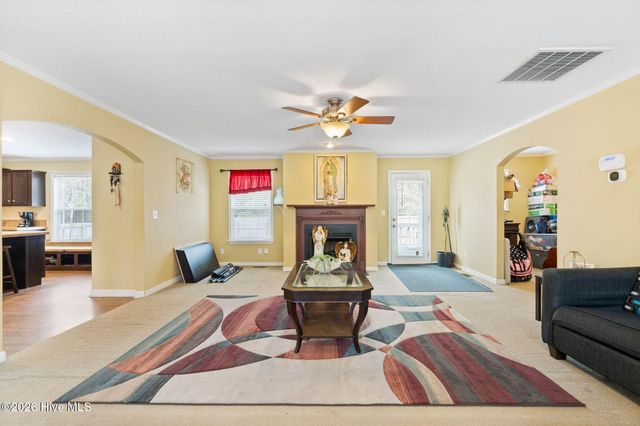 7041 Ruth Avenue, Wilmington, NC 28411