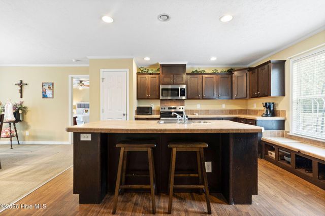 7041 Ruth Avenue, Wilmington, NC 28411