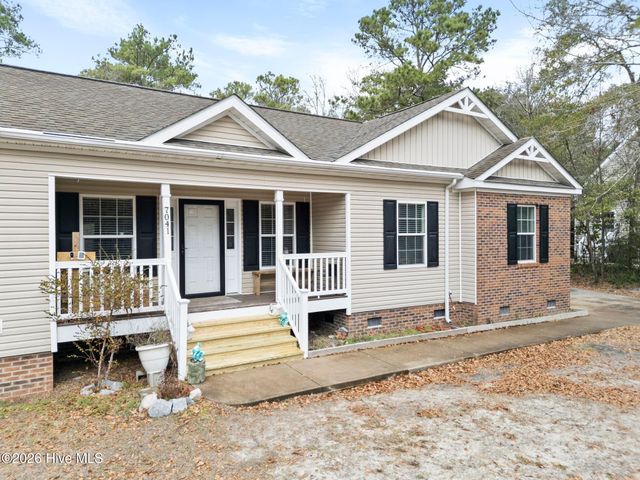 7041 Ruth Avenue, Wilmington, NC 28411