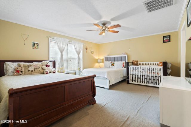 7041 Ruth Avenue, Wilmington, NC 28411