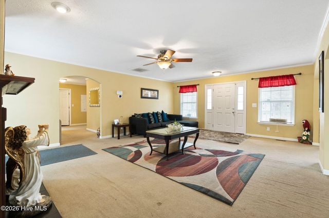 7041 Ruth Avenue, Wilmington, NC 28411