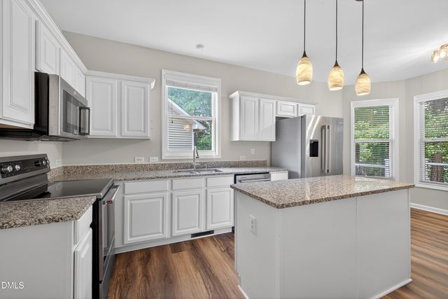 1402 Willow Leaf Way, Apex, NC 27502