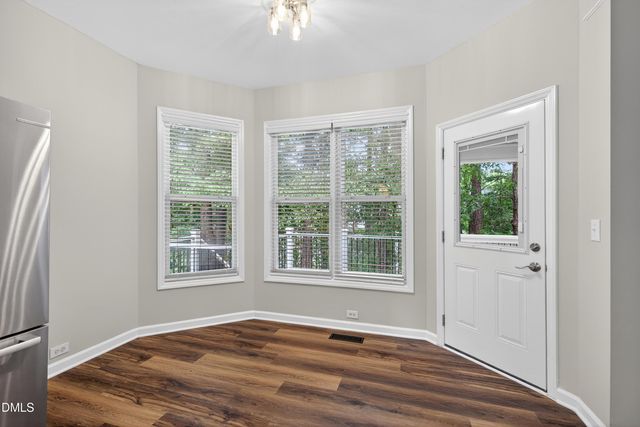 1402 Willow Leaf Way, Apex, NC 27502