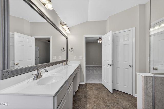 1402 Willow Leaf Way, Apex, NC 27502