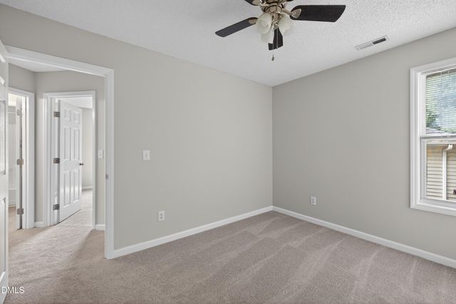 1402 Willow Leaf Way, Apex, NC 27502