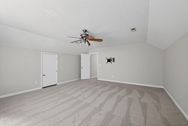 1402 Willow Leaf Way, Apex, NC 27502