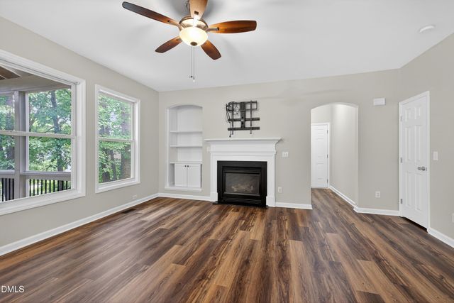 1402 Willow Leaf Way, Apex, NC 27502