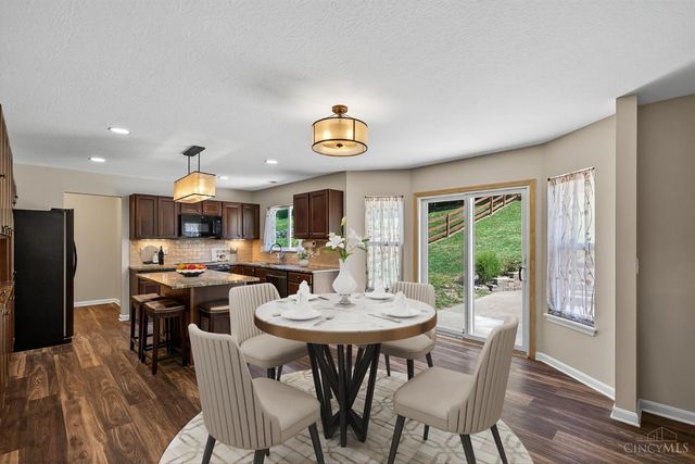 8708 Quietwood Lane, Miami Twp, OH 45002