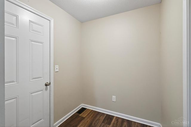 8708 Quietwood Lane, Miami Twp, OH 45002