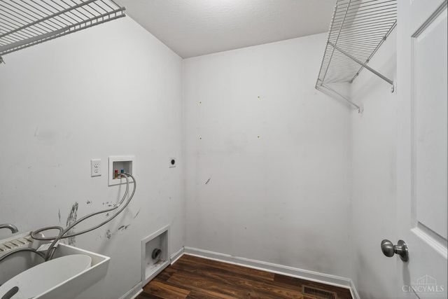 8708 Quietwood Lane, Miami Twp, OH 45002