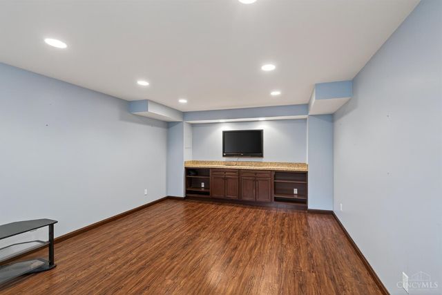 8708 Quietwood Lane, Miami Twp, OH 45002