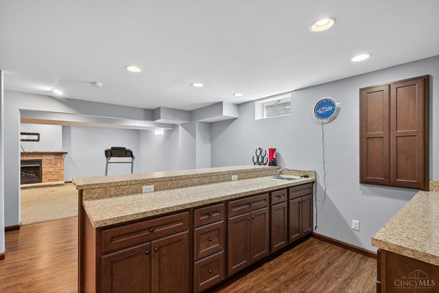 8708 Quietwood Lane, Miami Twp, OH 45002