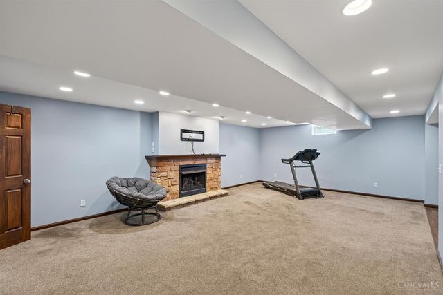 8708 Quietwood Lane, Miami Twp, OH 45002