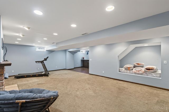 8708 Quietwood Lane, Miami Twp, OH 45002