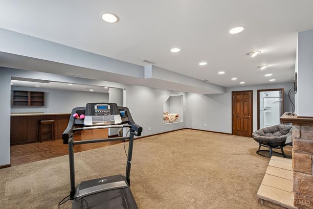 8708 Quietwood Lane, Miami Twp, OH 45002