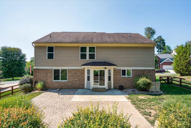 8708 Quietwood Lane, Miami Twp, OH 45002